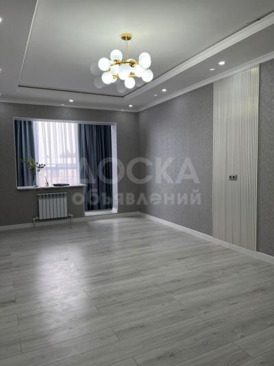 Продаю 1-комнатную квартиру, 52кв. м., этаж - 2/12, Кок Жар .