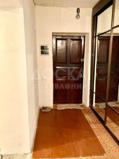 Продаю 3-комнатную квартиру, 71кв. м., этаж - 1/2, Новопавловка.