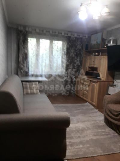 Продаю 2-комнатную квартиру, 43кв. м., этаж - 1/5,  ул.Фрунзе ,пер Гоголя.