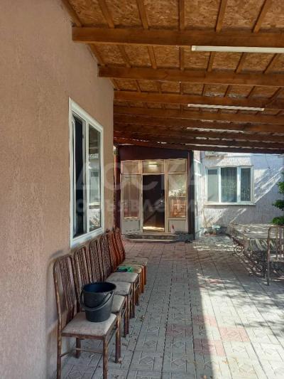 Продаю дом 5-ком. 200кв. м., этаж-2, 5-сот., стена кирпич, Кызыл Аскер.