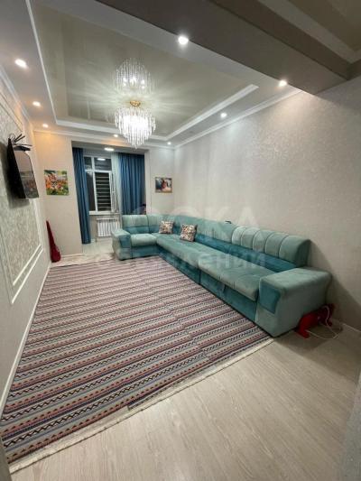 Продаю 1-комнатную квартиру, 48кв. м., этаж - 7/10, Восток 5.