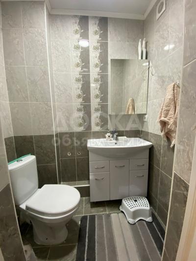 Продаю 2-комнатную квартиру, 93кв. м., этаж - 4/10, Филармония.