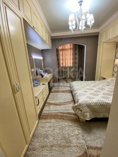 Продаю 3-комнатную квартиру, 95кв. м., этаж - 8/9, Ул.Тыналиева 2/7.