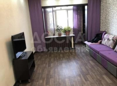 Продаю 2-комнатную квартиру, 74кв. м., этаж - 1/9, Таш Рабат.