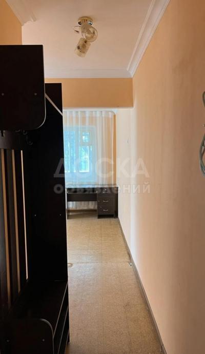 Продаю 1-комнатную квартиру, 33кв. м., этаж - 4/5, 8 мкр.