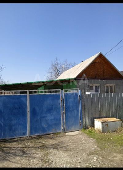 Продаю дом 3-ком. 42кв. м., этаж-1, 7-сот., стена шлакоблок, с. Ново-Покровка ул. Восточная 31.