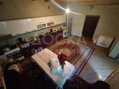 Продаю дом 7-ком. 234кв. м., этаж-2, 5-сот., стена кирпич, Камбаркан.