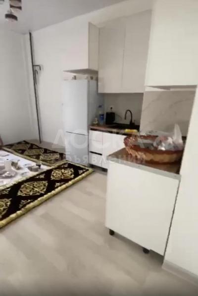 Продаю 1-комнатную квартиру, 48кв. м., этаж - 7/12, Асанбай.