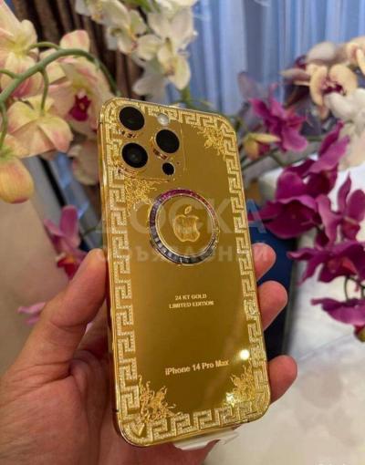 Золотой айфон 14 про макс