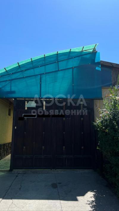 Продаю дом 4-ком. 159кв. м., этаж-2, 10-сот., стена кирпич, с.Кок Жар.