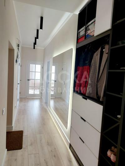 Продаю 3-комнатную квартиру, 80кв. м., этаж - 5/12, 12 мкр .