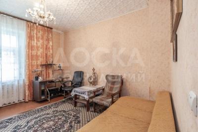 Продаю 2-комнатную квартиру, 43,3кв. м., этаж - 1/2, РФ, Тульская область, город Щекино.