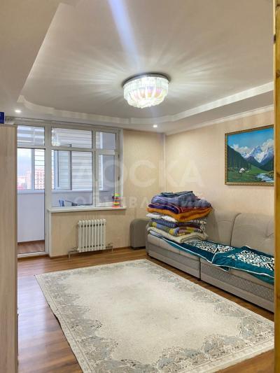 Продаю 3-комнатную квартиру, 87кв. м., этаж - 10/10, Ахунбаева/Чапаева.