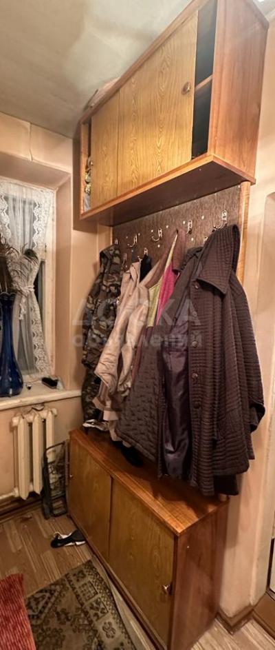 Продаю шкаф в прихожую,