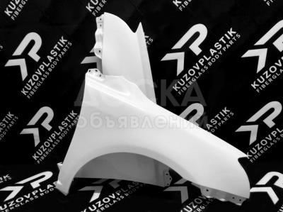 Крыло на Тойота Avensis из стеклопластика.