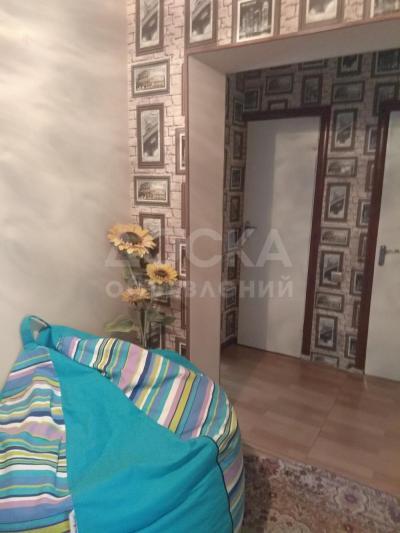 Продаю дом 3-ком. 95кв. м., этаж-1, 8-сот., стена ж/б панель, Село Киршелк улица Дзержинского 96/1.