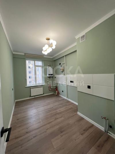 Продаю 2-комнатную квартиру, 63кв. м., этаж - 7/12, куттубаева/магистраль.