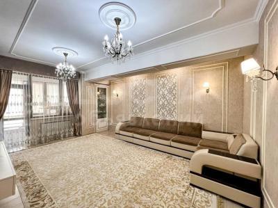 Продаю 4-комнатную квартиру, 110кв. м., этаж - 10/16, Понфилова /Фрунзе.