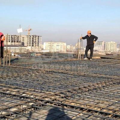 Заливаем бетонно монолитные каркас