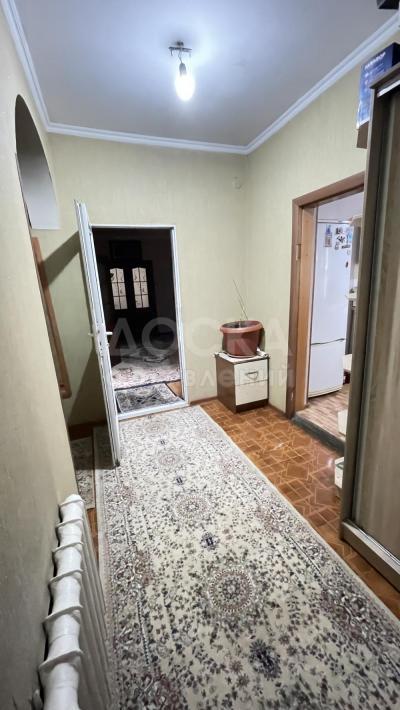 Продаю дом 6-ком. 165кв. м., этаж-1, 5-сот., стена кирпич, Саадаева 33/1.