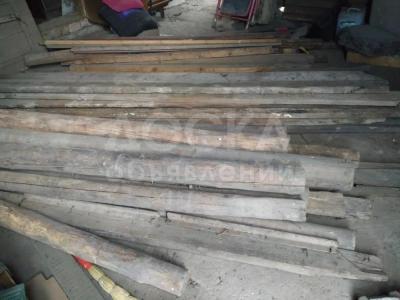 Все бу
Стропила 40  по 5 м 7 шт,
Стропила 30  по 3 м 16 шт
Стропила 40  по 4,3 м 3 шт
Кругляк сосна по 3  16 шт
Доски 40*60 по ,3 м 9 шт