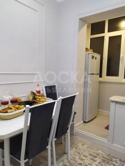 Продаю 3-комнатную квартиру, 64кв. м., этаж - 7/9, Джал .