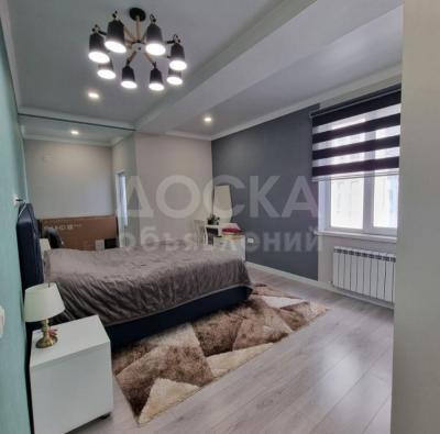 Продаю 3-комнатную квартиру, 120кв. м., этаж - 4/11, Ахунбаева-Тыналиева .