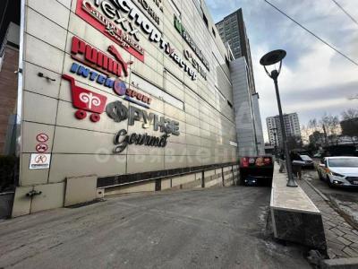 Бишкек Парк. Паркинг Бишкек Парк. Бишкек Парк.