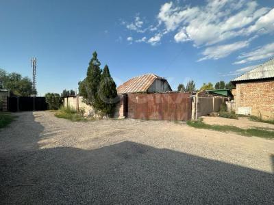 Продаю дом 5-ком. 100кв. м., этаж-1, 6.0-сот., стена кирпич, с. Пригородное.