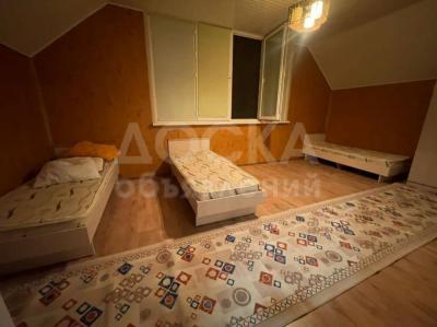 Продаю 3-комнатную квартиру, 75кв. м., этаж - 2/2, Пансионат Колумб.