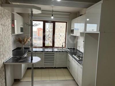 Продаю 3-комнатную квартиру, 69кв. м., этаж - 7/10, Верхний Джал.