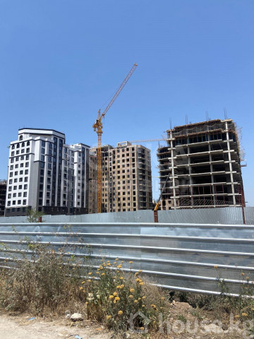 Продаю 1-комнатную квартиру, 60кв. м., этаж - 3/15, Советская/Магистраль.