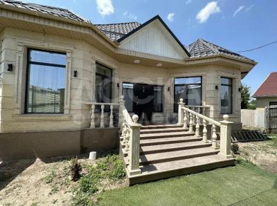 Продаю дом 5-ком. 180кв. м., этаж-1, 10-сот., стена кирпич, с.Кок Жар.