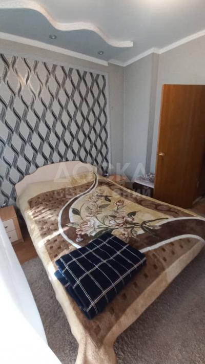 Продаю 2-комнатную квартиру, 54кв. м., этаж - 2/9, г.Энергетиков ул. Зелёная 5.