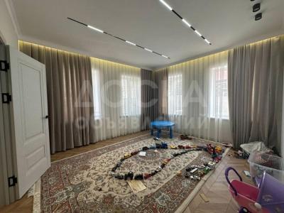 Продаю дом 5-ком. 240кв. м., этаж-1, 5-сот., стена кирпич, киргизия 1 Царское село.