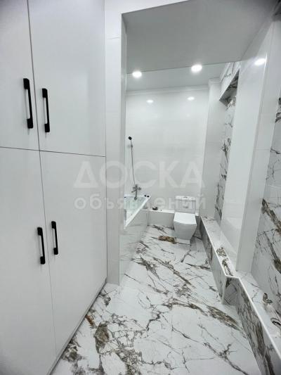 Продаю 3-комнатную квартиру, 104кв. м., этаж - 7/14, джал 23.