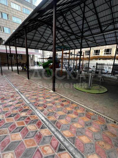 Продаю 1-комнатную квартиру, 51кв. м., этаж - 10/10, джал верхний.