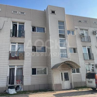 Продаю 1-комнатную квартиру, 30кв. м., этаж - 1/3, Репина/ Ахунбаева .