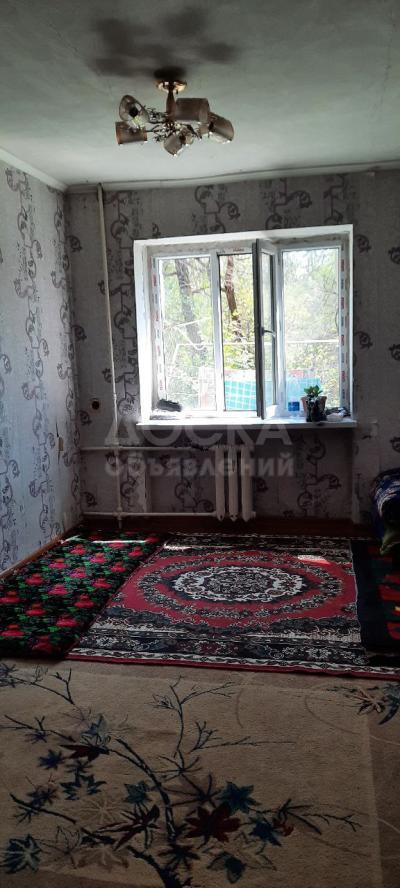 Продаю 1-комнатную квартиру, 12кв. м., этаж - 2/5, Политех.