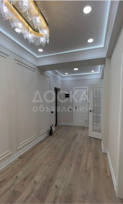 Продаю 2-комнатную квартиру, 76,4кв. м., этаж - 11/12, Сухебатор/ Магистраль.