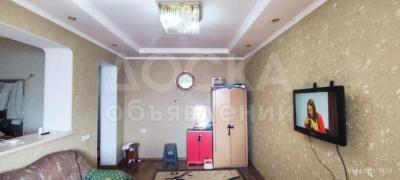 Продаю 1-комнатную квартиру, 35кв. м., этаж - 9/9, Учкун.