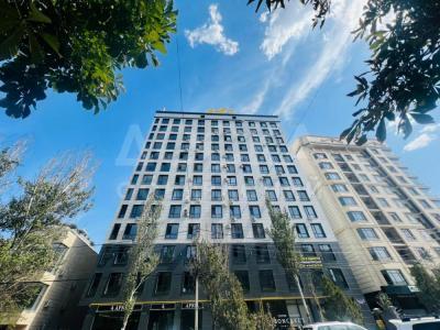 Продаю 3-комнатную квартиру, 98кв. м., этаж - 4/12, Исанова/Токтогула.