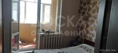 Продаю 2-комнатную квартиру, 52кв. м., этаж - 9/9, 7 микрорайон.