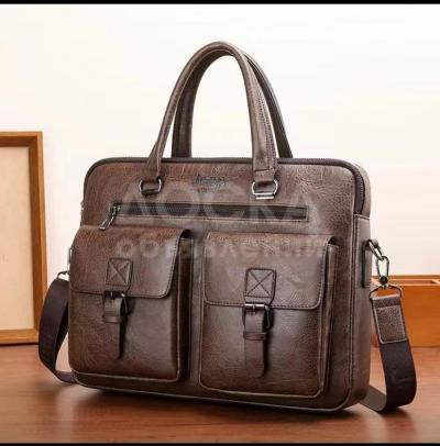 Продаются мужские сумки