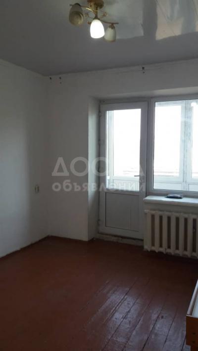 Продаю 2-комнатную квартиру, 34кв. м., этаж - 1/1, Ахунбаева/Тыныстанова.