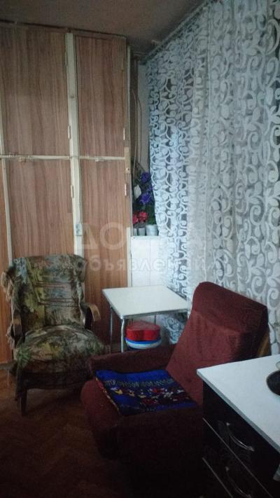 Продаю 2-комнатную квартиру, 44кв. м., этаж - 4/4, Барпы Сейил 77/6.