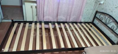 Продаю кровать   Кривоносова дом 5 .