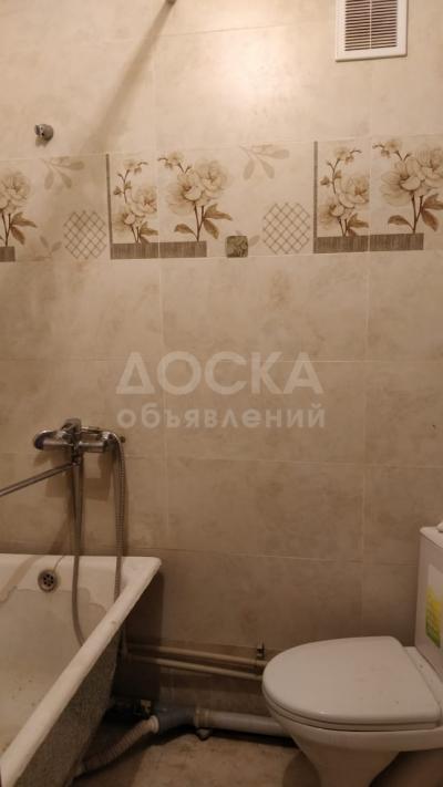 Продаю 2-комнатную квартиру, 45кв. м., этаж - 4/5, 5 мкрн.