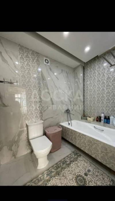 Продаю 4-комнатную квартиру, 149кв. м., этаж - 5/10, р-он Старого Аэропорта.