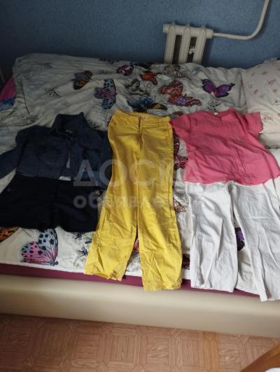 Женские вещи, штаны , пиджак , кофты.размер 42, 44. Цена за всё.